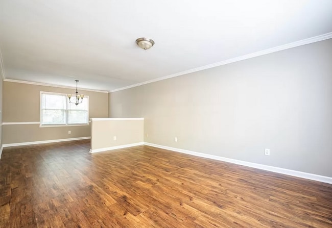 Photo - 10420 Meadow Crest Ln