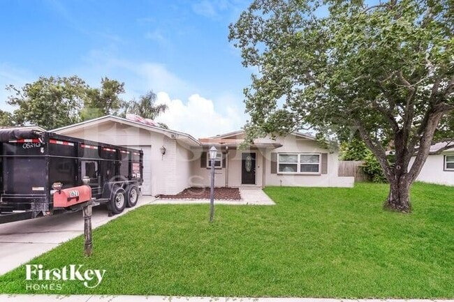 Building Photo - 1827 Driftwood Cir S Rental