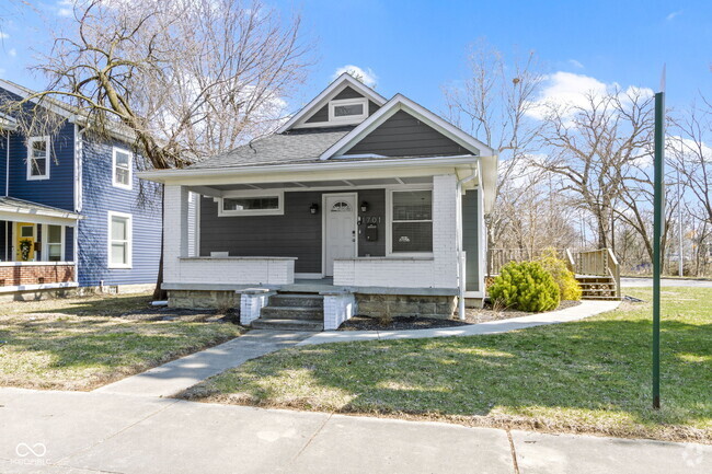 Building Photo - 1701 Barth Ave Rental
