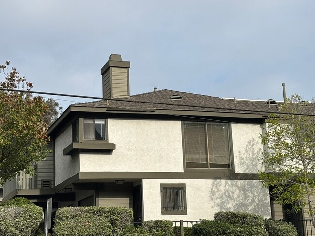 Building Photo - 3435 Reynard Way