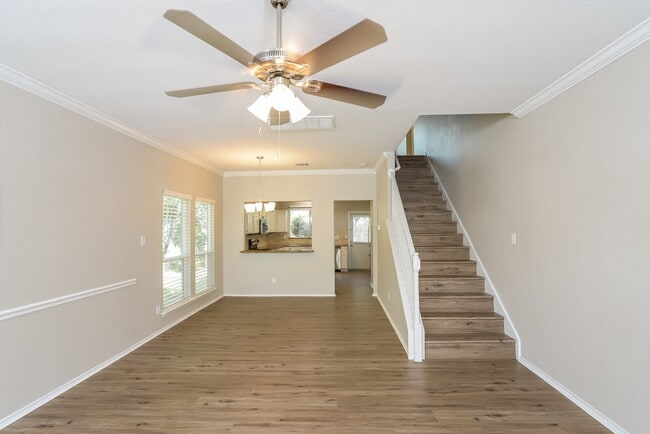 Photo - 8639 Sunny Oaks
