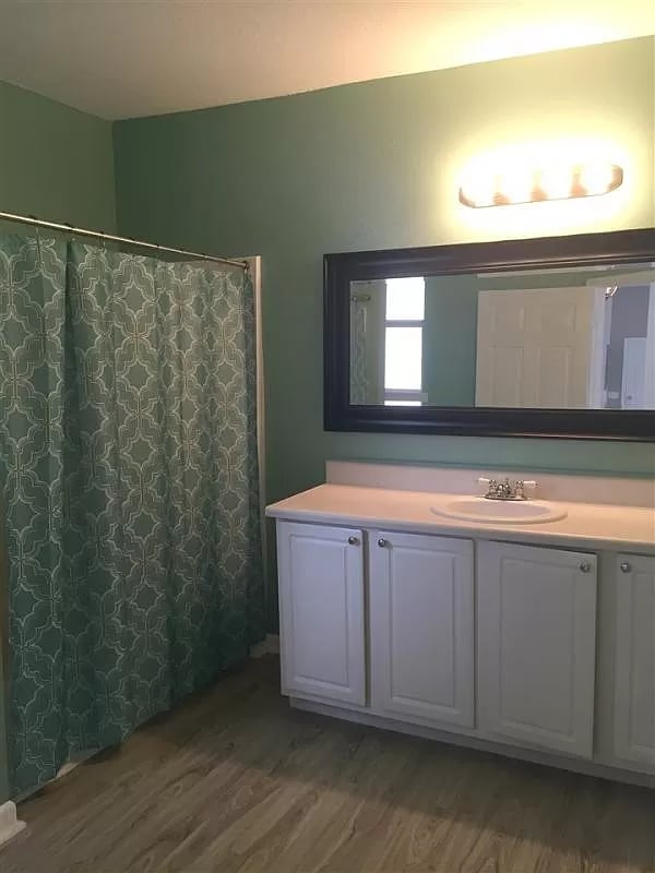 Photo - 104 Kings Ferry Way