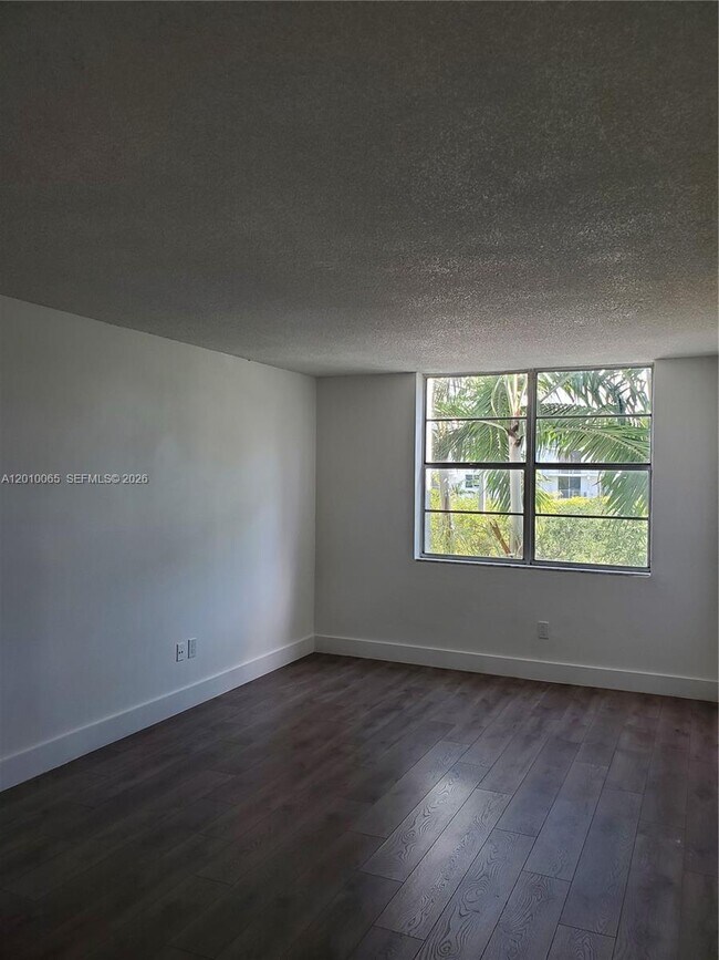 Photo - 496 NW 165th St Unit D-412
