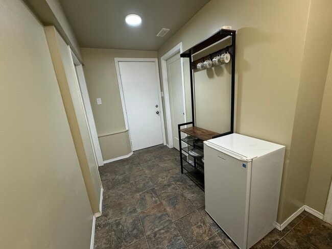 Photo - 3788 Howden Dr