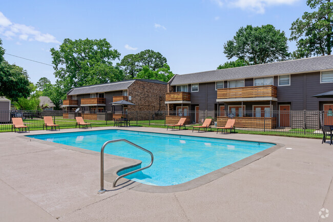 Building Photo - Bayou Oaks Rental