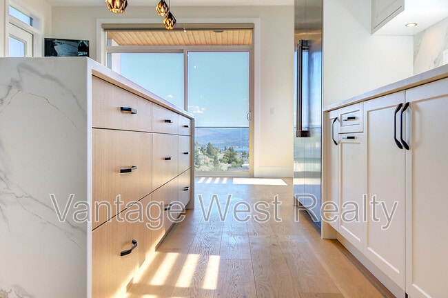 Photo - 1511-1511 Vineyard Dr