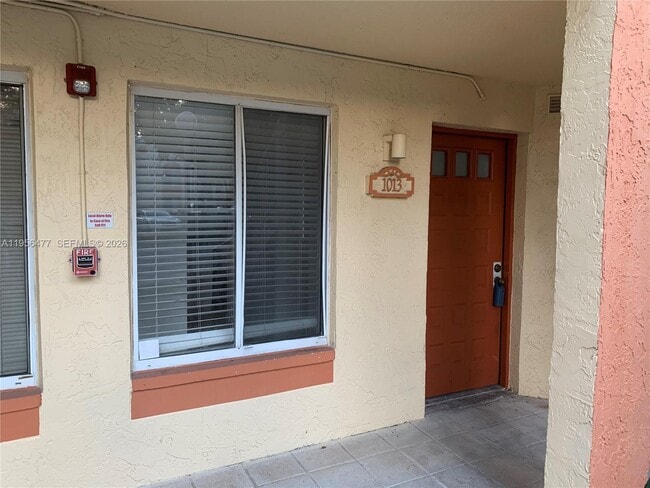 Photo - 1013 Coral Club Dr Unidad 1013