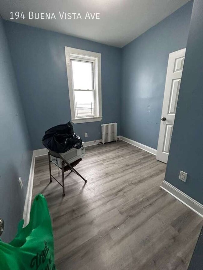 Photo - 194 Buena Vista Ave