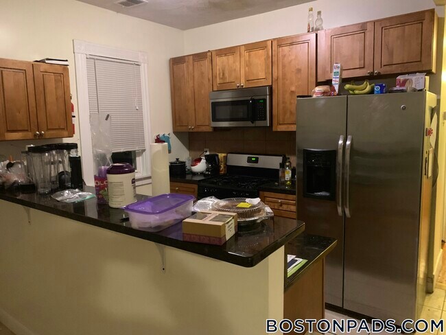 Photo - 8 Carmel St Unit 2