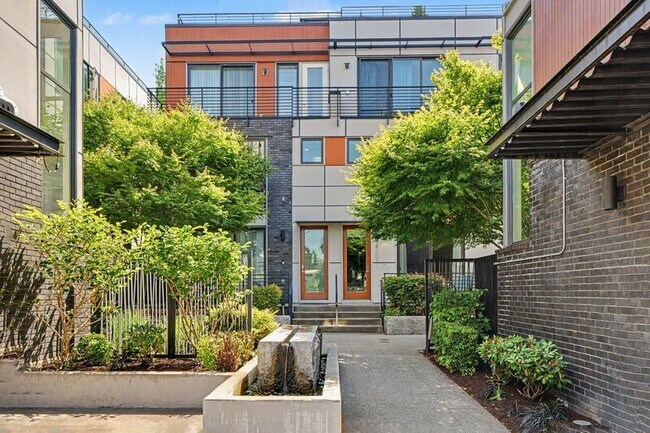 Photo - 3810 California Ave SW