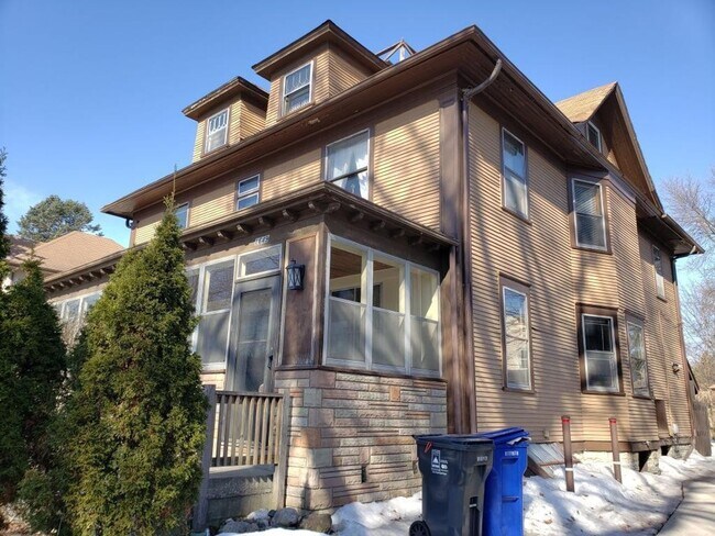 Photo - 1649 W Minnehaha Ave Unidad 1651 Minnehaha Ave W