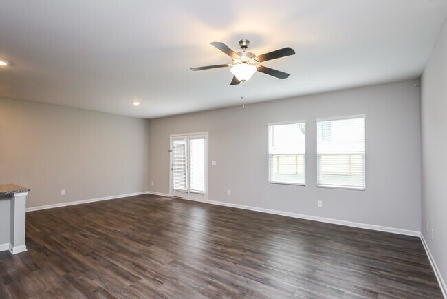 Photo - 3735 Newbury Pl