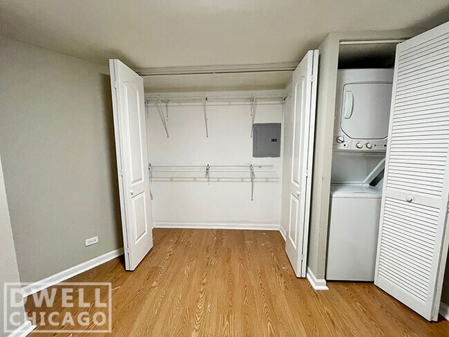 Photo - 3430 N Elaine Pl Unit 2