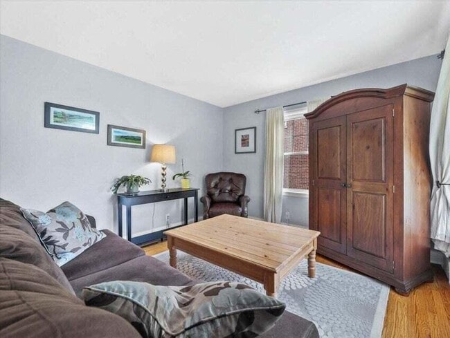 Photo - 4942 N Berkeley Blvd