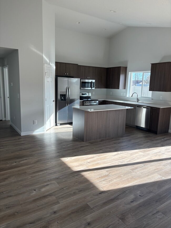 Photo - 5210 Endicott Dr