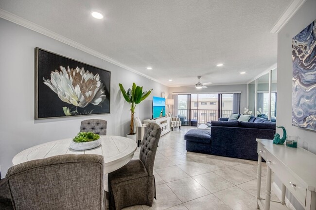 Building Photo - 3605 S Ocean Blvd Unit 319 Rental