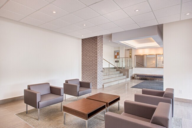 Photo - Pacific Way Apartments