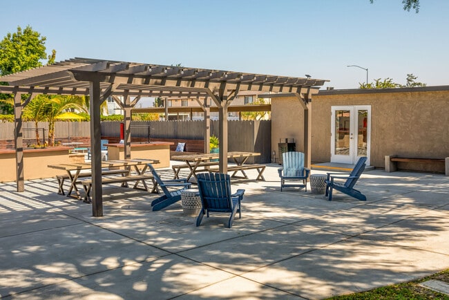 Amara Apartments