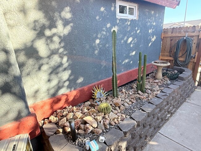 Photo - 311 Verllonia St