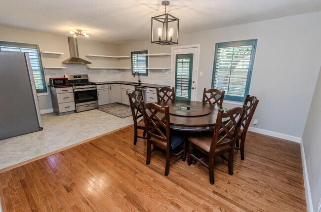 Photo - 3706 26th St