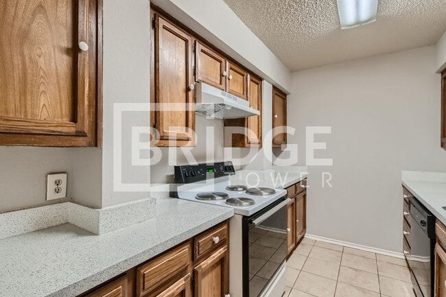 Photo - 806 Prairie Creek Dr