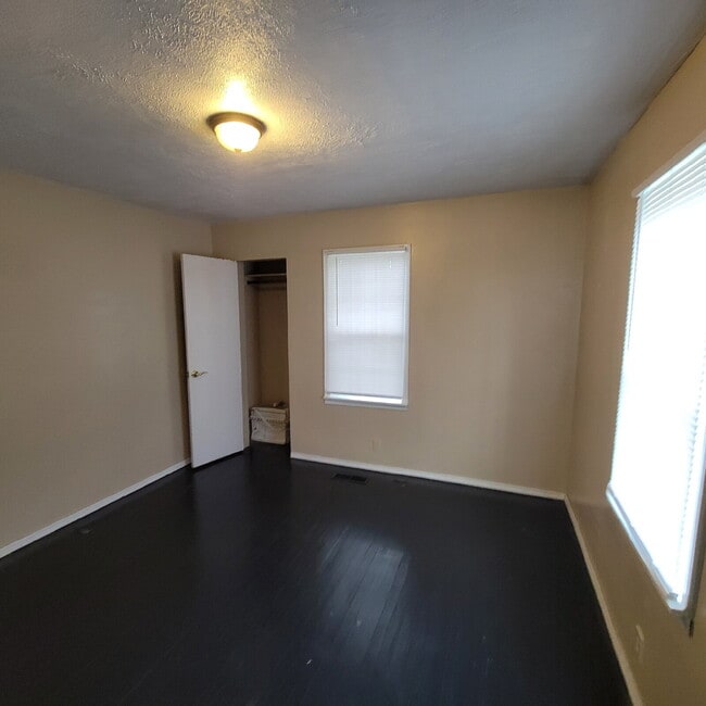 Photo - Christian Park area 2BR House for LEASE!