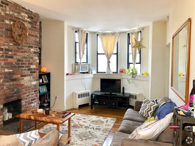 Building Photo - 145 Arlington St Unit 5 Rental