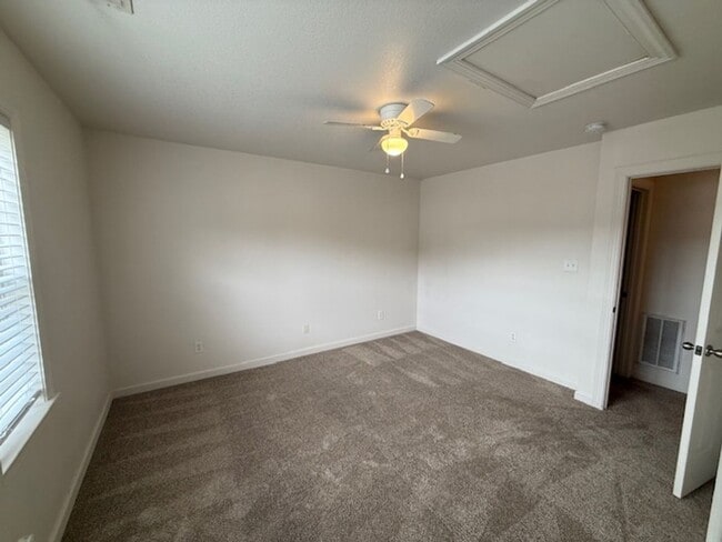 Photo - Carolina Forrest! 3 Bedroom / 3 Bath. Pet Friendly.