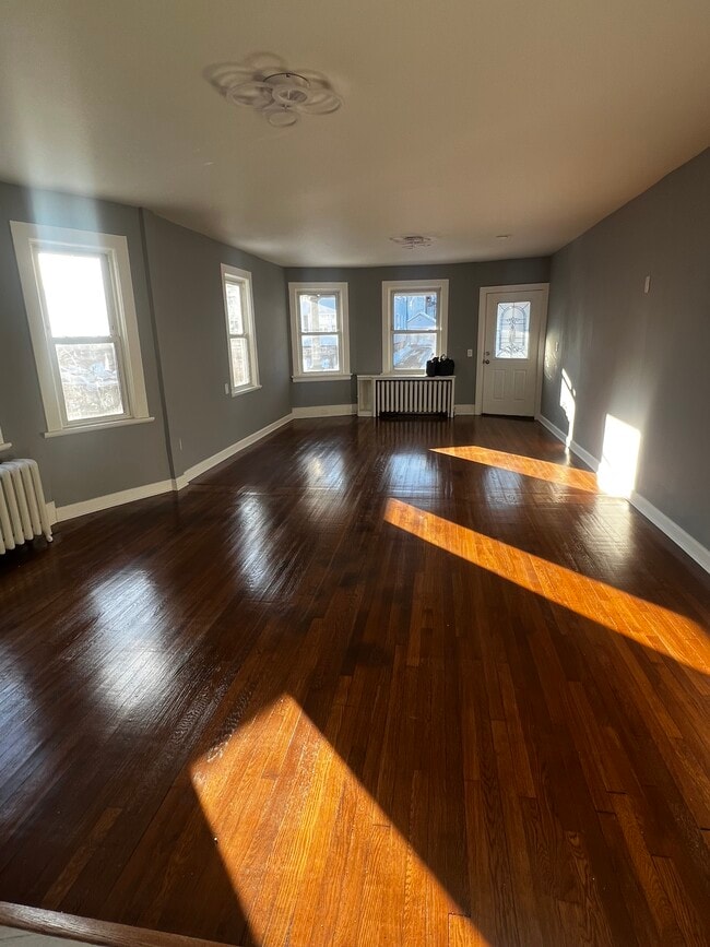 Building Photo - 111 Lafayette St Unit 1