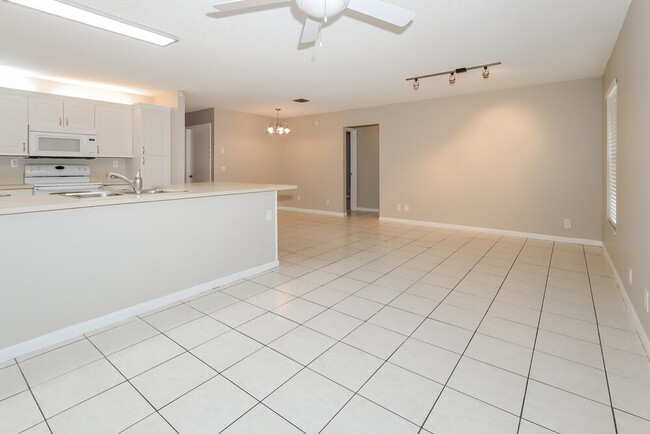 Photo - 115 Valencia St