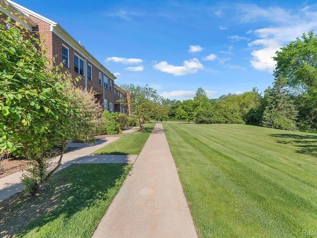 Photo - 1854 Lindsay Ln Unit 1854 Lindsay Ln