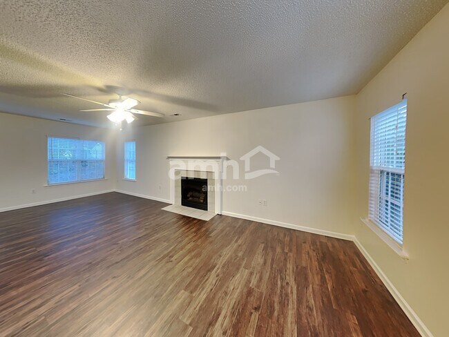 Photo - 10126 Illoria Dr