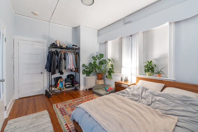 Photo - 140 Hamilton Ave