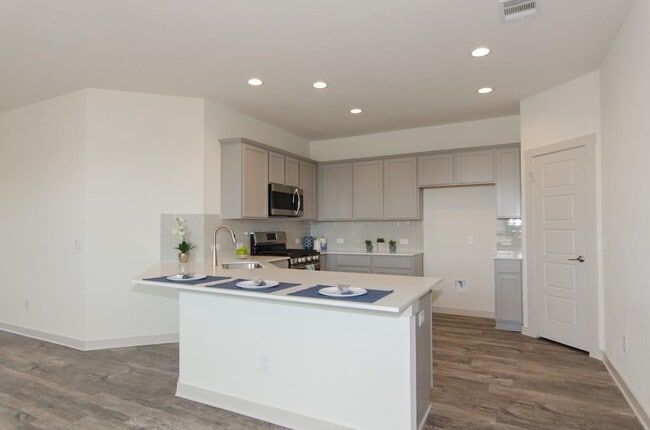 Photo - 217 Deserti Rd
