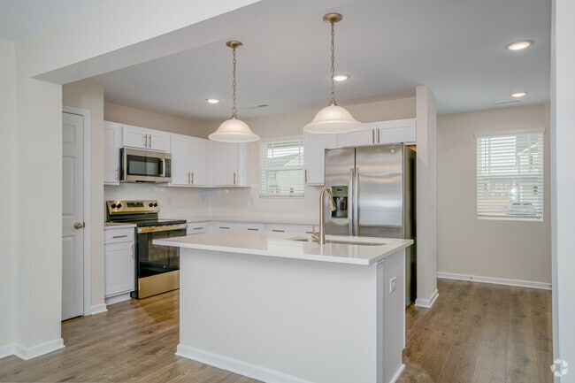 Building Photo - Hatcher Creek