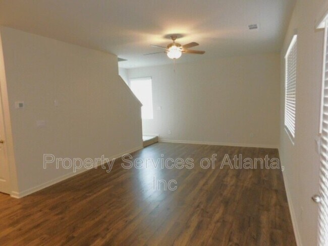 Photo - 2 Oakwood Hts Rd