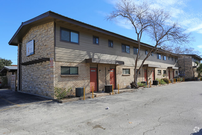 Bull Creek Apartments - Bull Creek Apartments