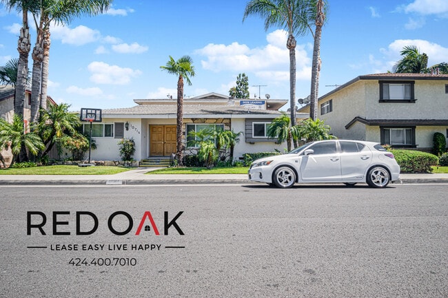 Photo - 10714 Western Ave Unidad 6
