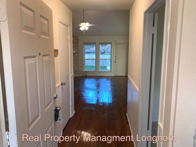 Photo - Beautifully Renovated 4/2 One story George...