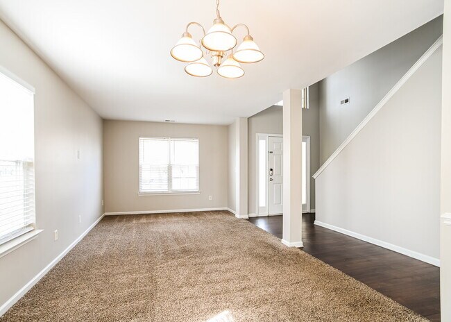 Photo - 3313 Valerie Dr