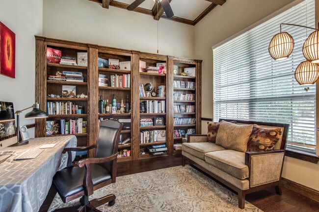Photo - 2824 Earl Dr