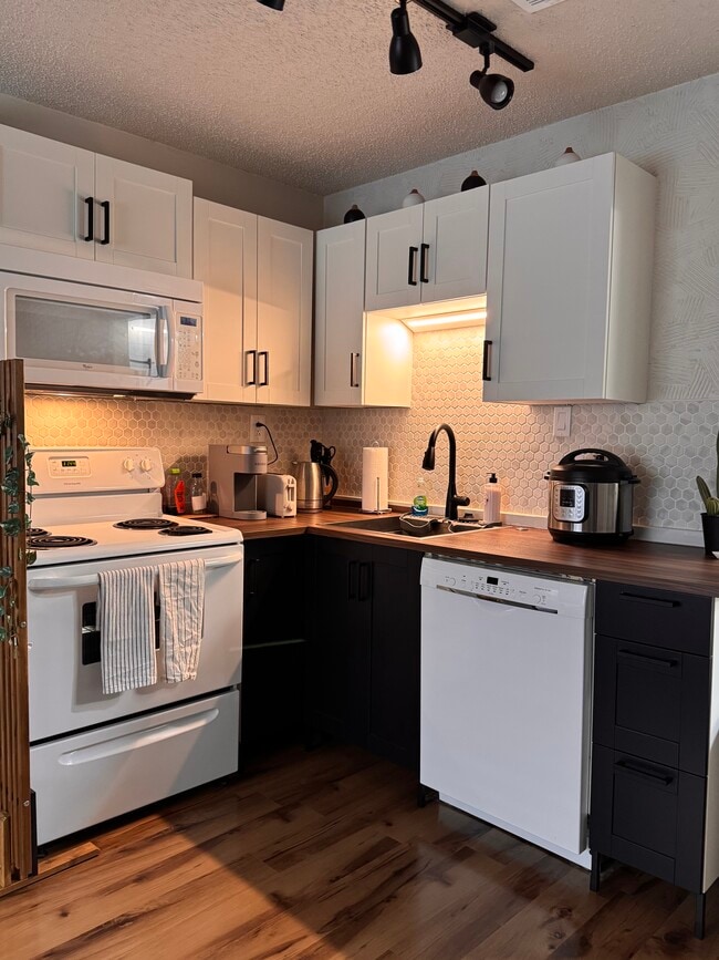 Photo - 2120 Pearl St Unidad TBD