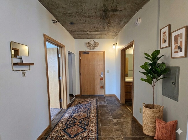 Photo - University Dale Apartments