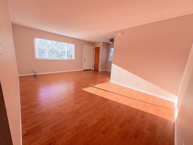 Photo - 5154 Connecticut Dr