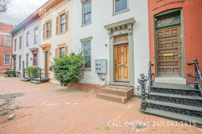 Photo - 530 11th St SE Unit 1