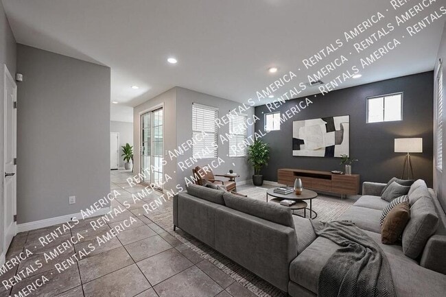 Photo - 263 N 69th Pl