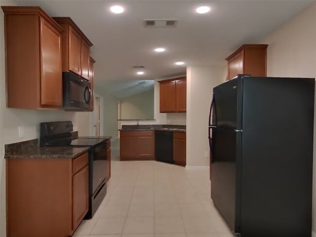 Building Photo - 805 Painted Bison Dr Rental