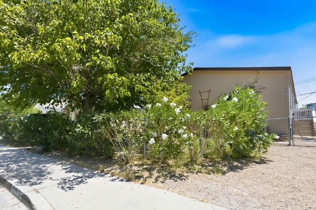 Photo - "Spacious 4-Bedroom Oasis with 2 Full Baths on Mount Rainier Ave, Las Vegas – Your Perfect Retrea...