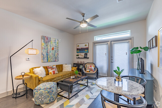 2HAB, 2BA -960 ft²