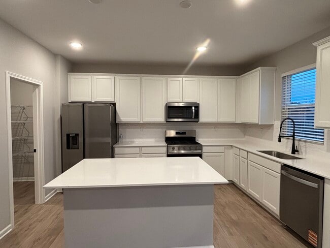 Photo - 16815 Aiken Ridge Cir